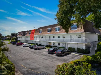 1901 INDIAN RIVER Boulevard C207, Vero Beach – Condominium for sale