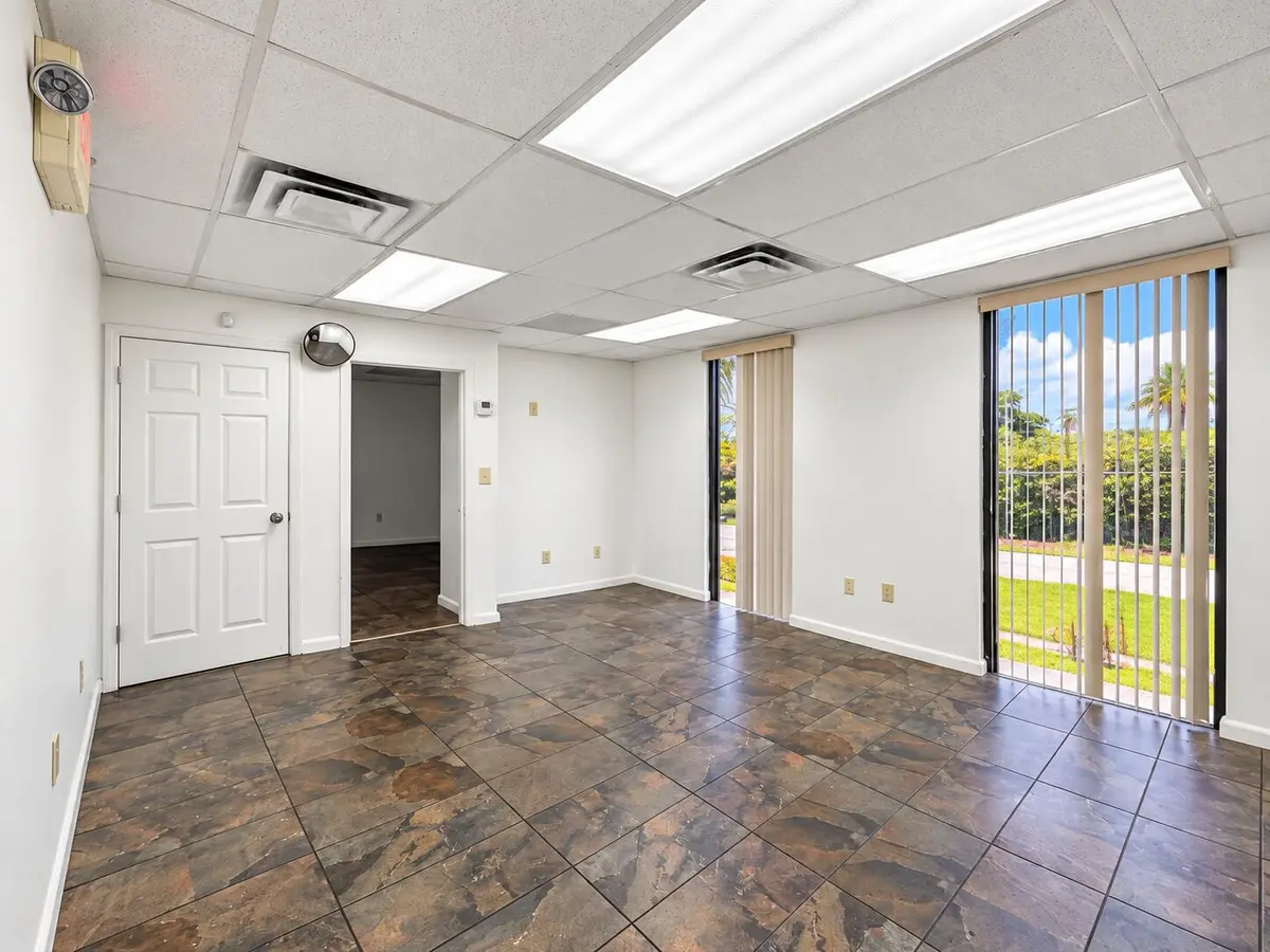 1111 Old Griffin Rd_4 at 1111 Old Griffin Road, Dania Beach