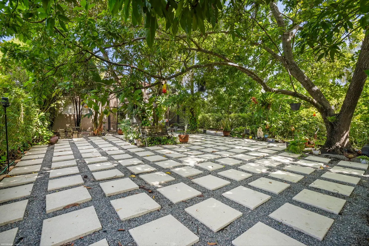 3848 Miramontes Cir 041 at 3848 Miramontes Circle, Wellington