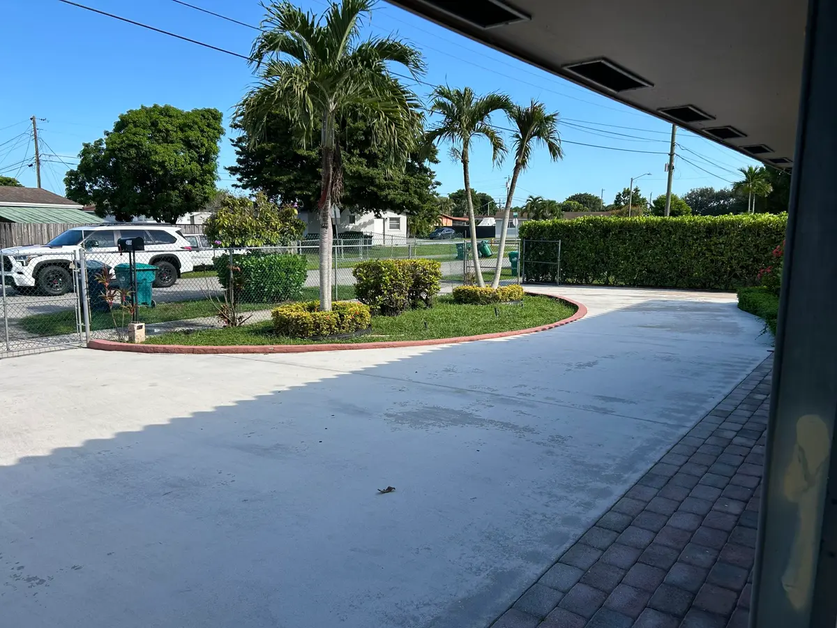 IMG_2359 at 4900 SW 103RD Place 1, Miami