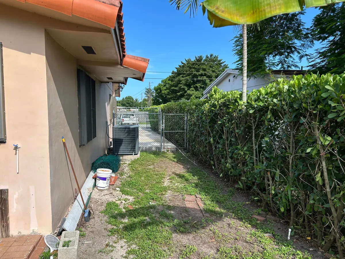 IMG_2358 at 4900 SW 103RD Place 1, Miami