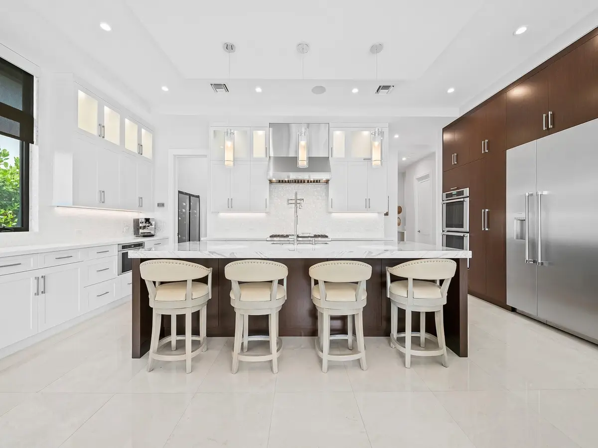 Photo 5 at 301 NE 23RD Avenue, Fort Lauderdale