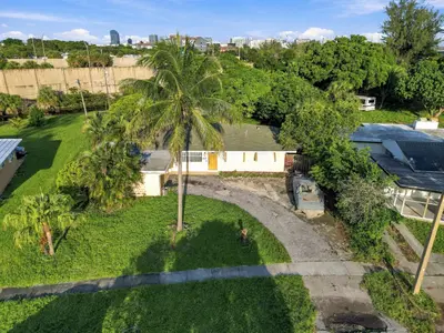 430 N Ware Drive, West Palm Beach – Single Family Residence for sale