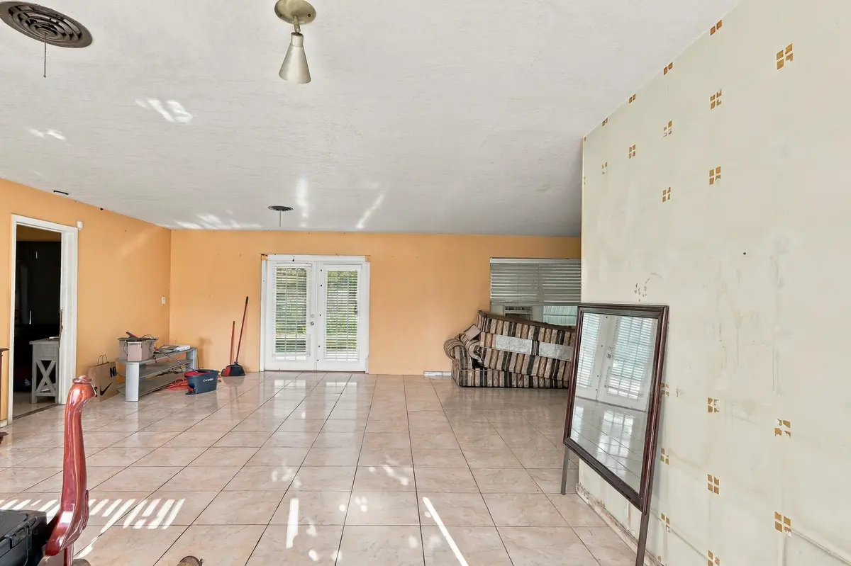 7_7. living area at 430 N Ware Drive, West Palm Beach