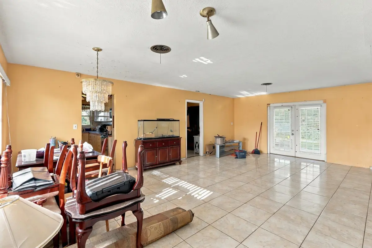 8_8. living area at 430 N Ware Drive, West Palm Beach