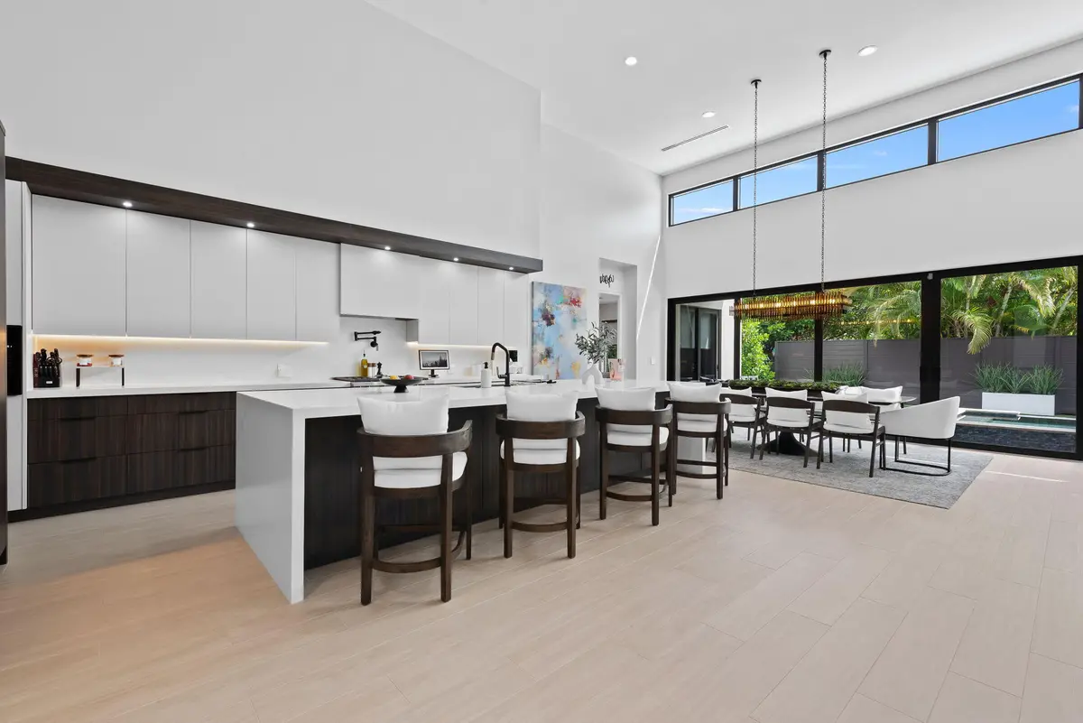 6-web-or-mls-_BWP8373 at 2424 NE 27th Avenue, Fort Lauderdale