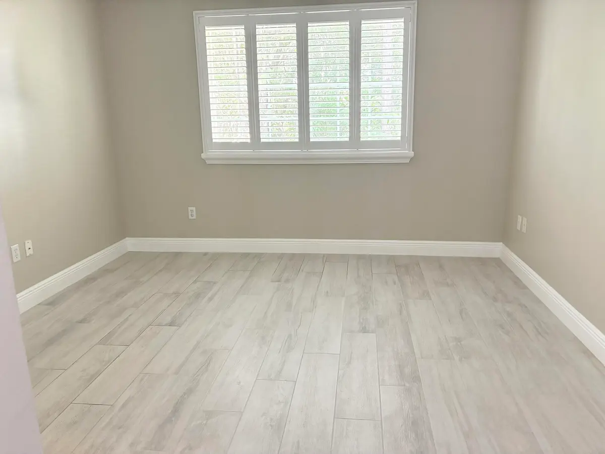 Master at 1000 CRESTWOOD Court 1005, Royal Palm Beach