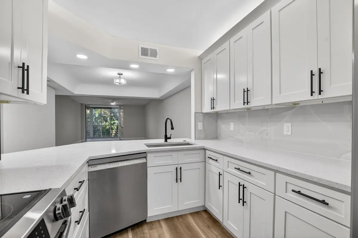 14-web-or-mls-DSC_7266 at 23247 BARWOOD Lane 205, Boca Raton