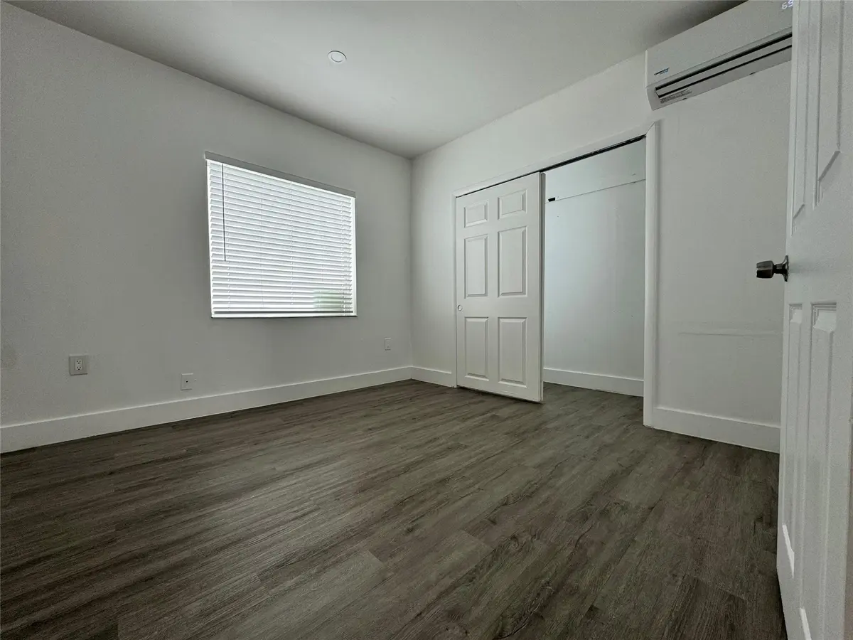 Photo 6 at 1857 Madison Street 2, Hollywood
