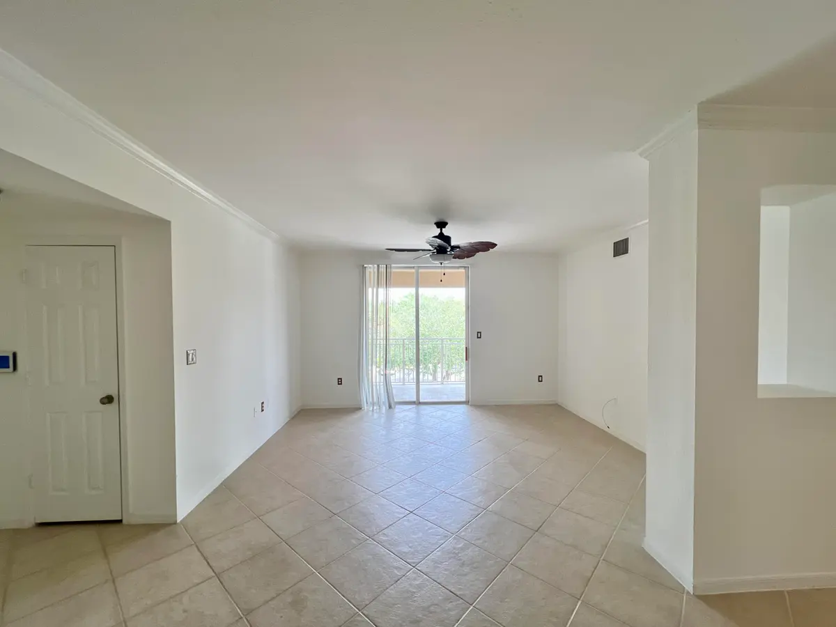 C at 6400 EMERALD DUNES Drive 104, West Palm Beach