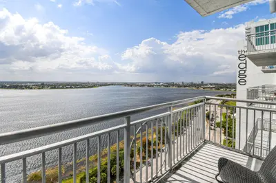 300 S Australian Avenue 1512, West Palm Beach – Condominium for rent