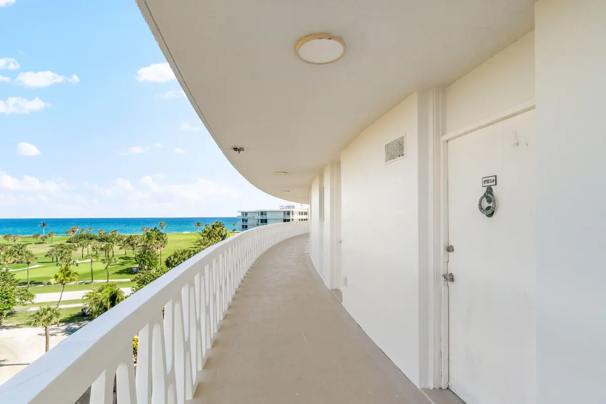 Ocean View at 2505 S OCEAN Boulevard 7140, Palm Beach
