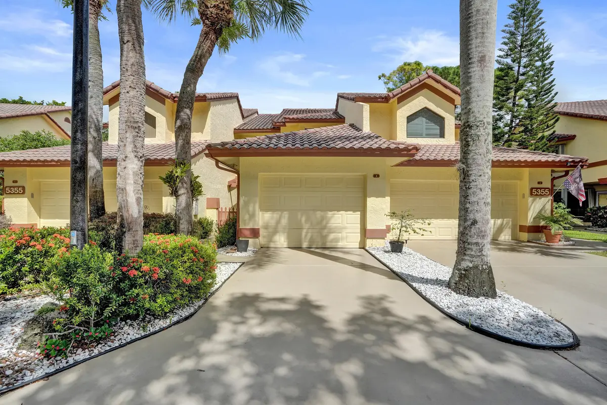 5355 Tenth Fairway Drive at 5355 10th Fairway Drive 2, Delray Beach