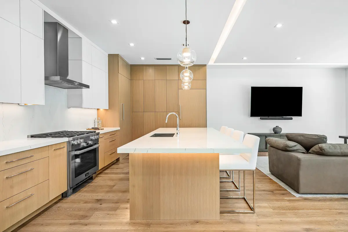 007-320NortheastWavecrestWay-BocaRaton-F at 326 NE Wavecrest Way, Boca Raton