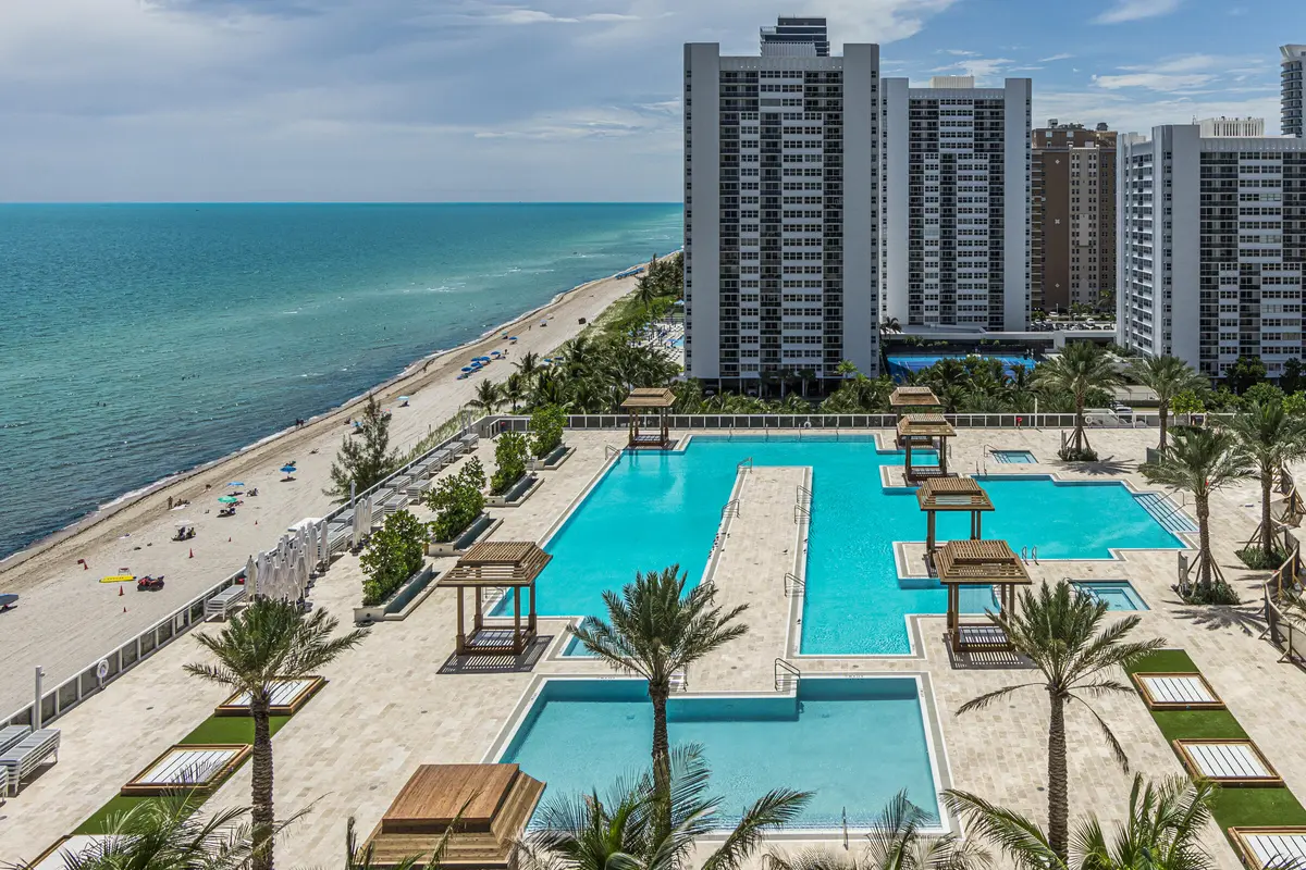 1830-5 at 1830 S Ocean Drive 1402, Hallandale Beach