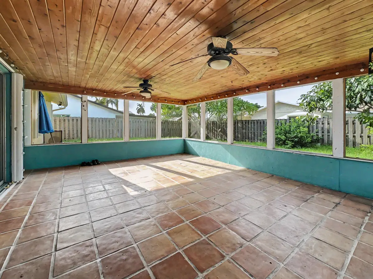 IMG_4189 at 9135 SADDLECREEK Drive, Boca Raton