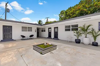 1826 Sherman Street Apt 8, Hollywood – Apartment for rent