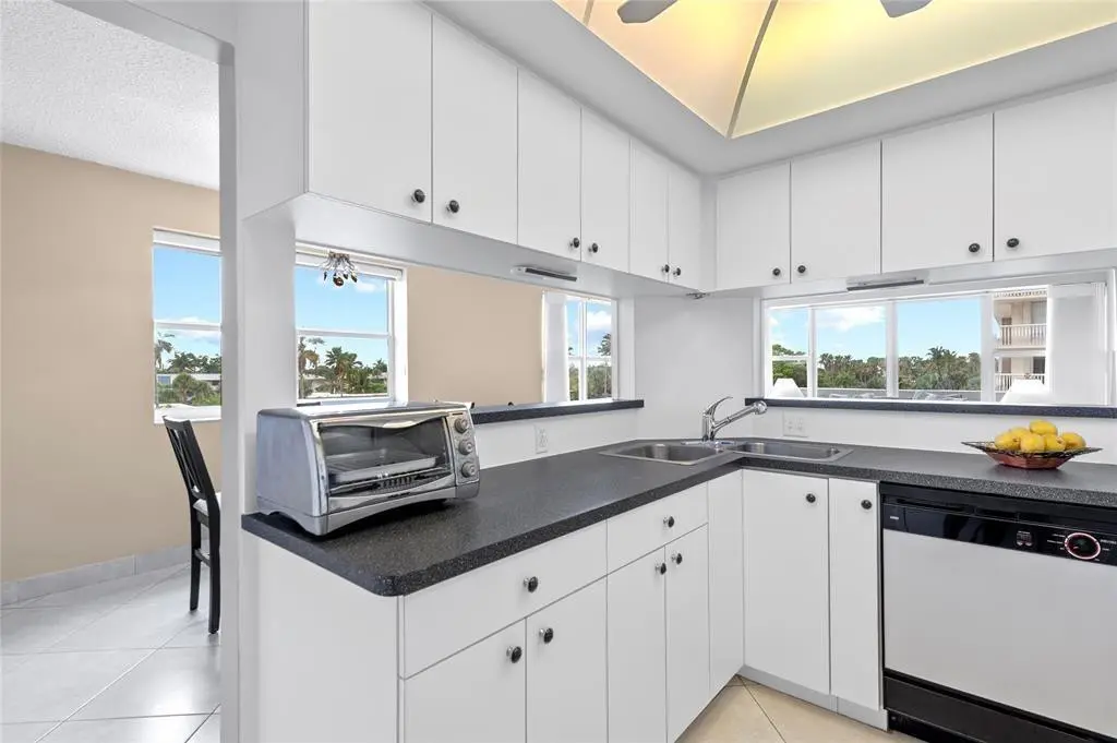 Photo 3 at 4010 Galt Ocean Drive 312, Fort Lauderdale