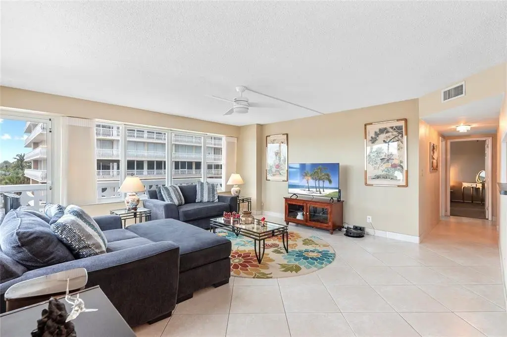 Photo 7 at 4010 Galt Ocean Drive 312, Fort Lauderdale