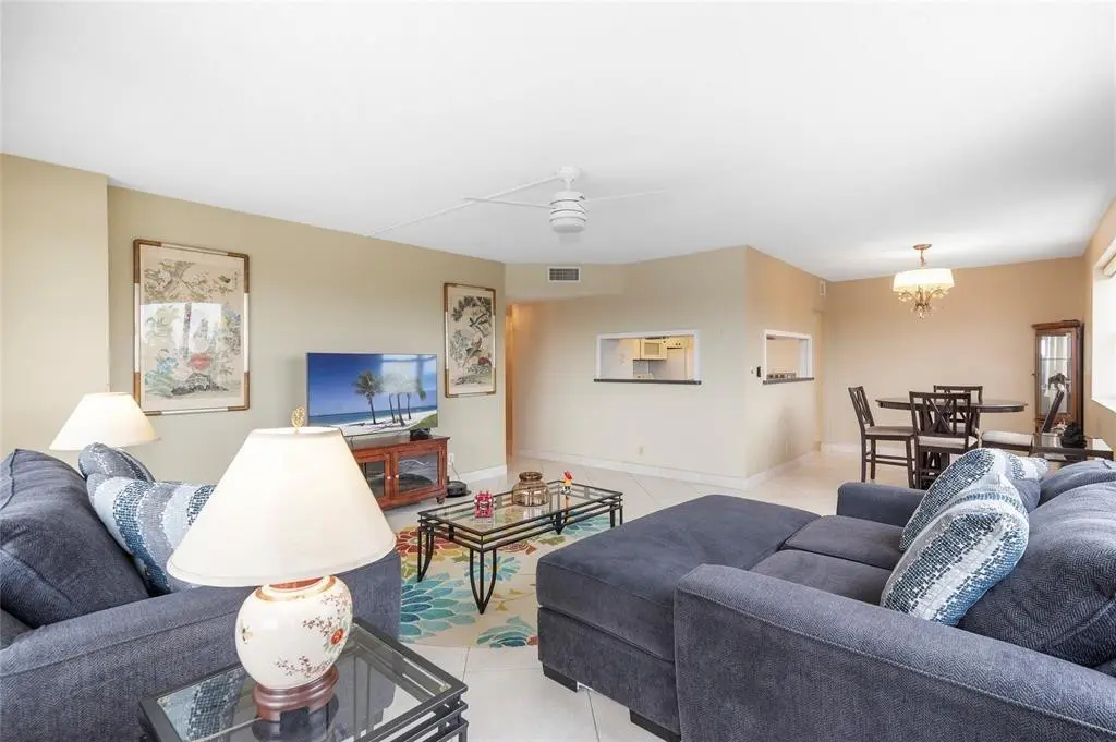 Photo 10 at 4010 Galt Ocean Drive 312, Fort Lauderdale