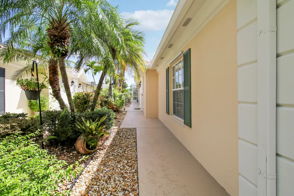 House-45 at 8863 SE Retreat Drive, Hobe Sound