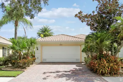 8863 SE Retreat Drive, Hobe Sound – Villa for sale
