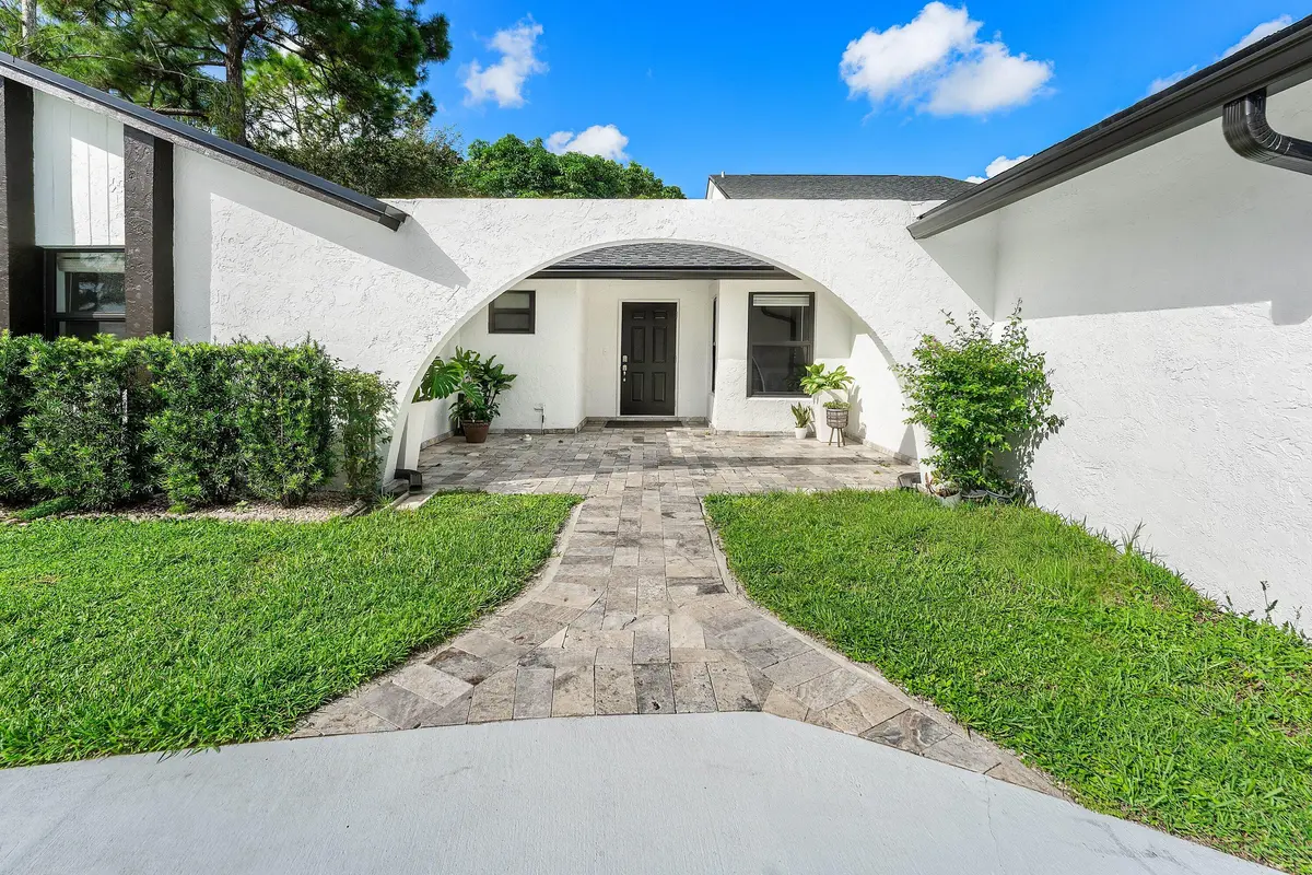 004-13645ExoticaLane-Wellington-FL-33414 at 13645 EXOTICA Lane, Wellington