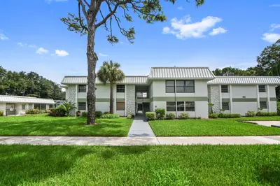 2302 SUNRISE Boulevard 206, Fort Pierce – Condominium for sale