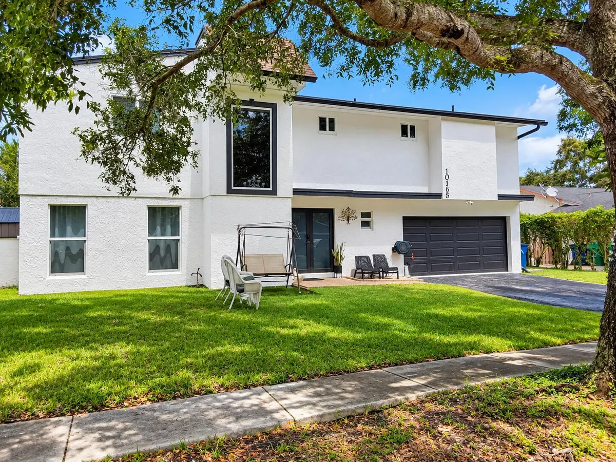 Front of Structure at 10165 SW 53rd Street, Cooper City