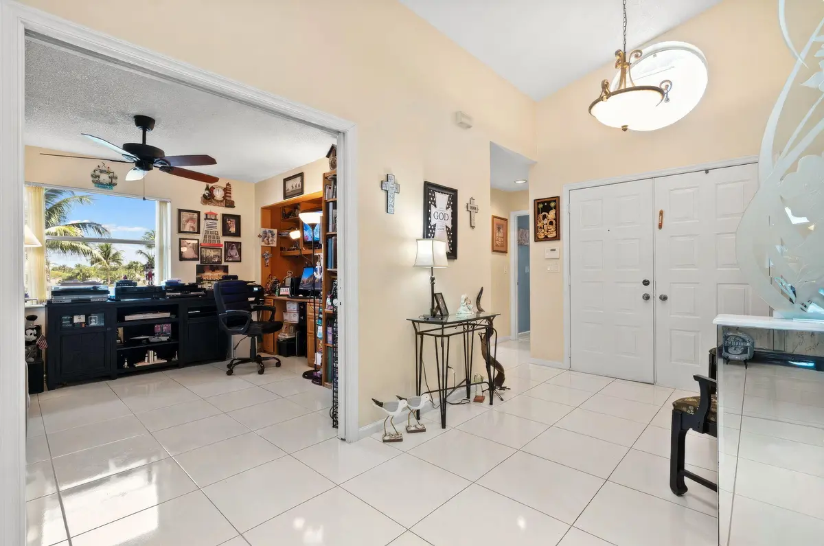 9847 Harbour Lake Circle, Boynton Beach, FL – photo 8