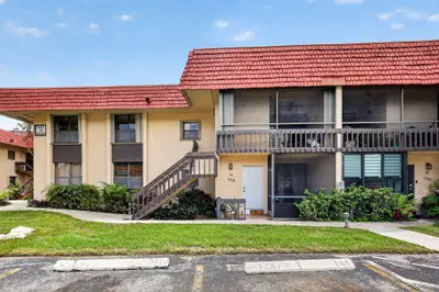 750 NE 199TH Street 204H, Miami – Condominium for sale