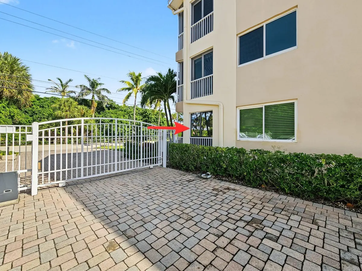 Your paragraph text (5) at 6530 N Ocean Boulevard 1080, Ocean Ridge