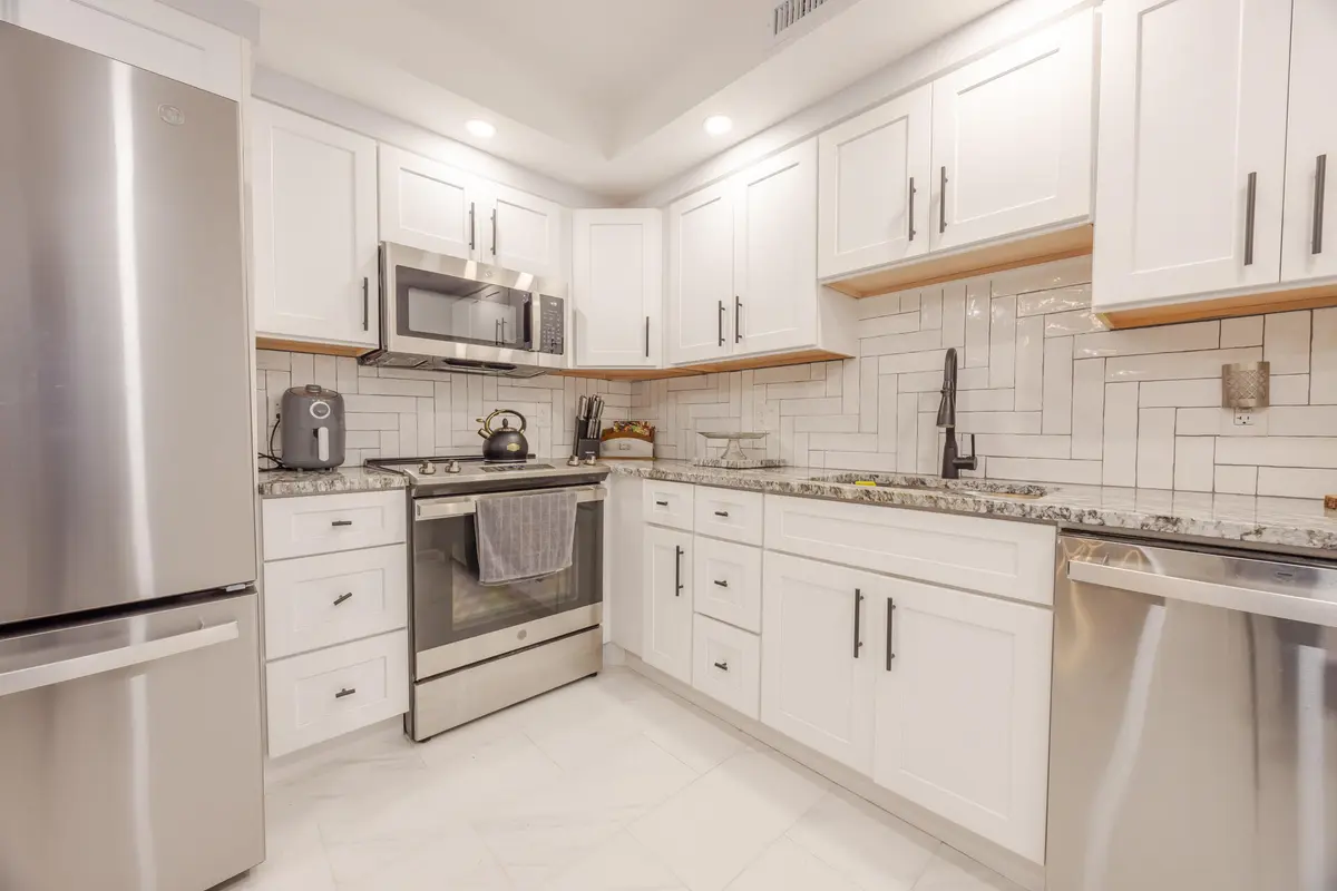 Kitchen at 1903 BERMUDA Circle C1, Coconut Creek