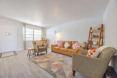 1903 BERMUDA Circle C1, Coconut Creek – Condominium for rent