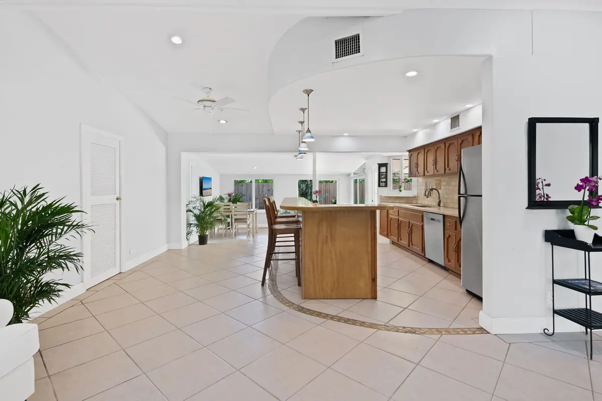 15-web-or-mls-DSC_8698 at 1636 NE 7th Terrace, Fort Lauderdale