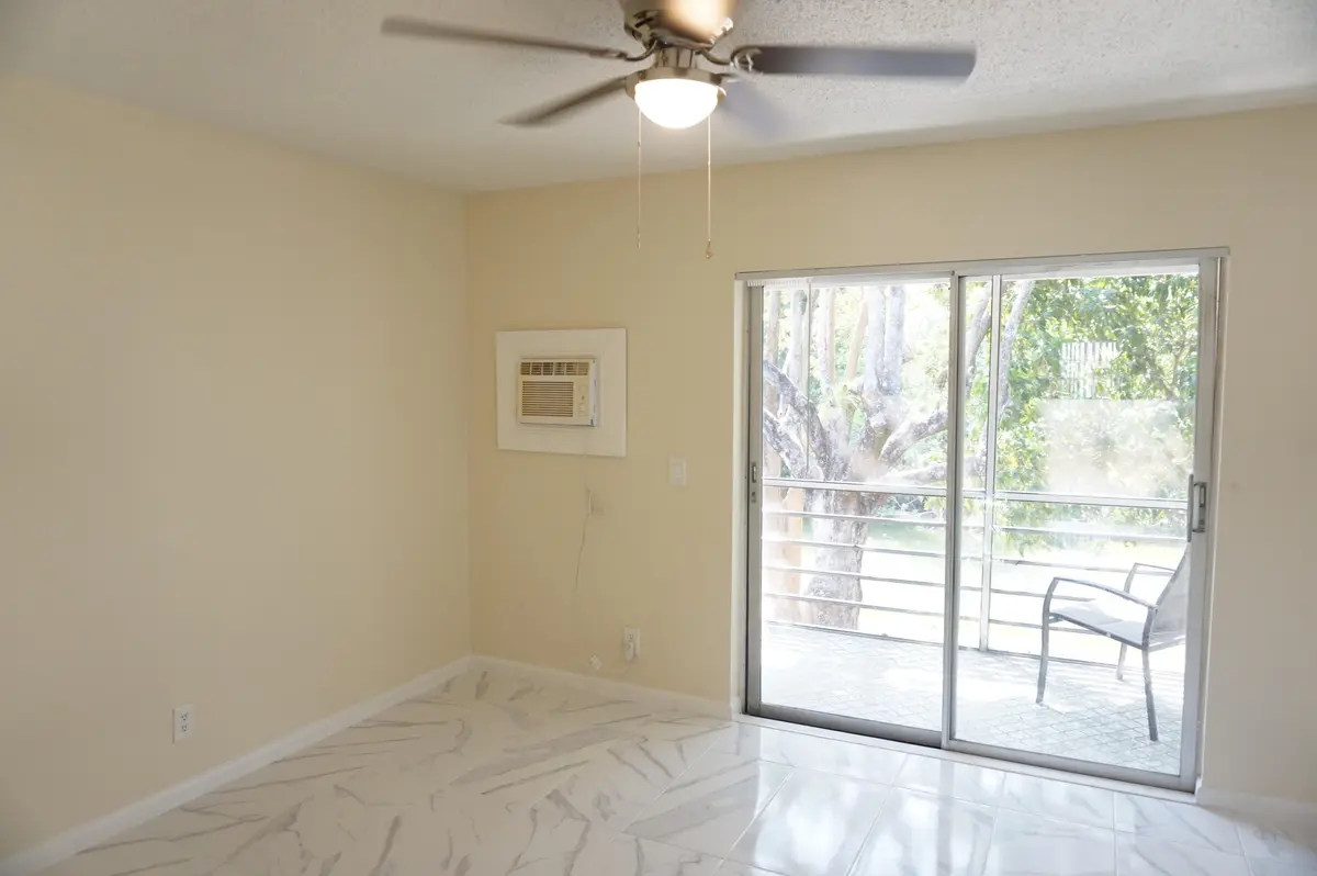 DSC06766 at 33 Windsor B, West Palm Beach