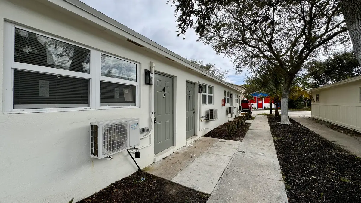 Exterior at 225 S F Street 7, Lake Worth Beach