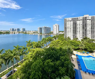 2851 NE 183rd Street 914e, Aventura – Condominium for rent