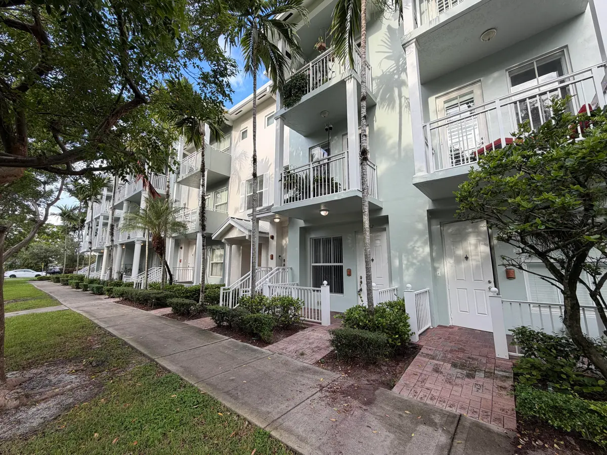 IMG_3180 at 252 SW 14TH Avenue 252, Fort Lauderdale