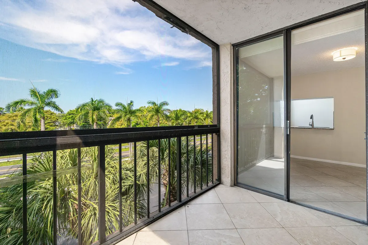023-2455LindellBoulevard-3411-DelrayBeac at 2455 LINDELL Boulevard 3411, Delray Beach