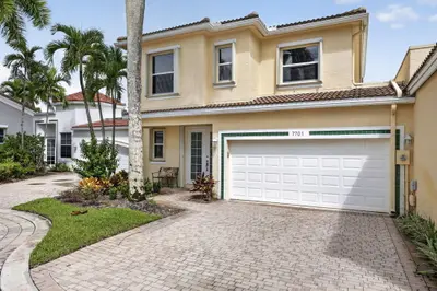 7701 Cardinal Court, West Palm Beach – Townhouse for sale