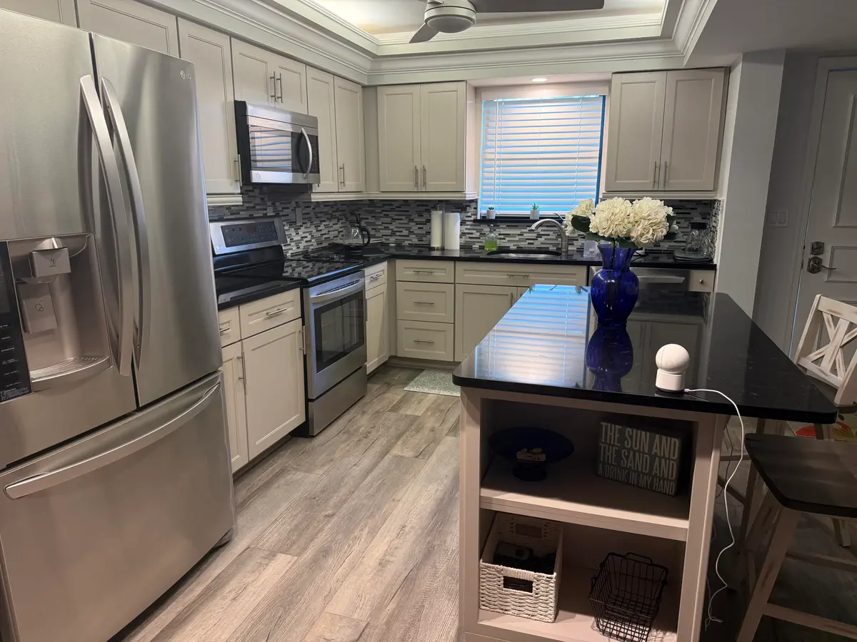 Kitchen 1 at 300 N HIGHWAY A1A 202D, Jupiter