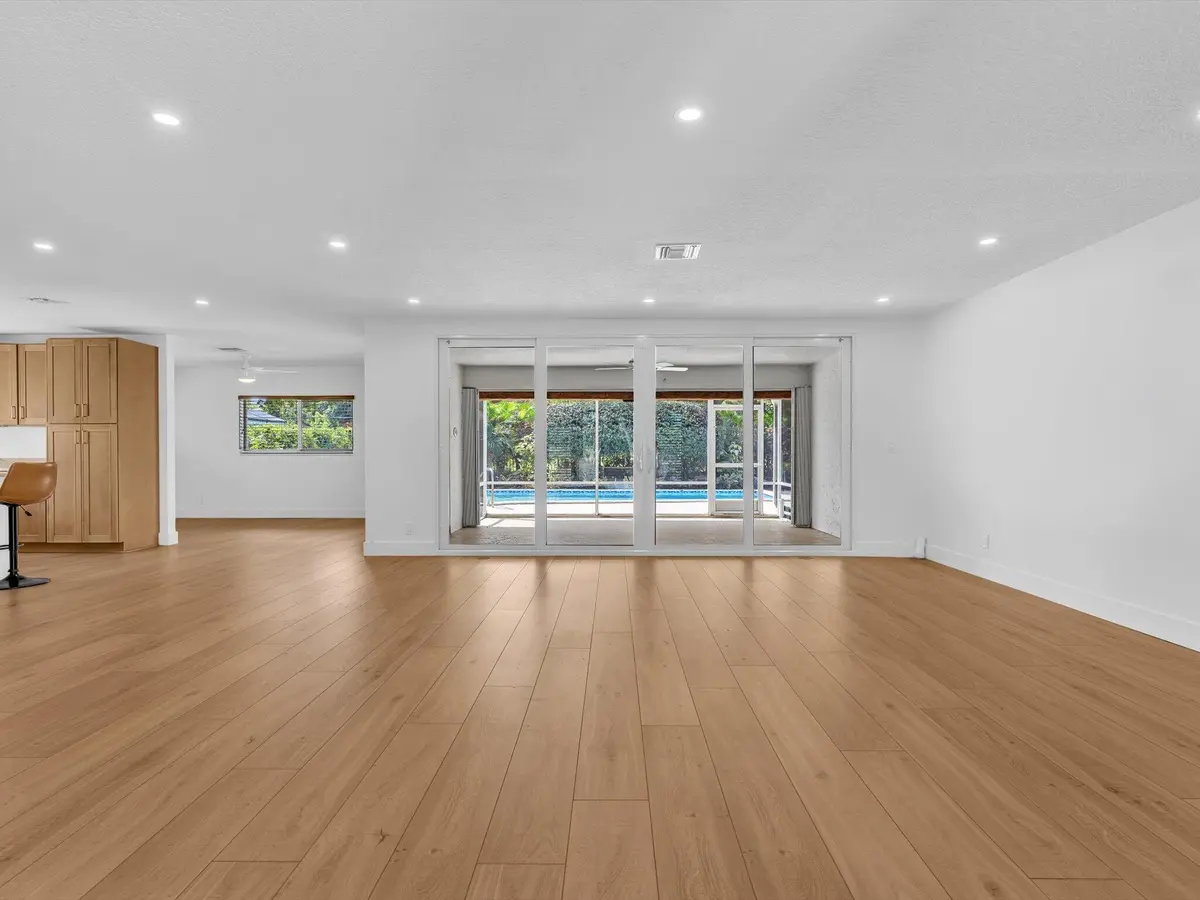 Living Room at 3264 Lakeview Drive, Delray Beach