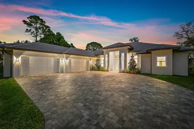 18211 SE Old Trail Drive, Jupiter – Single Family Residence for sale