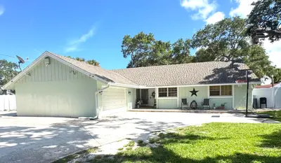 2518 Ranch House Road, West Palm Beach – Single Family Residence for rent