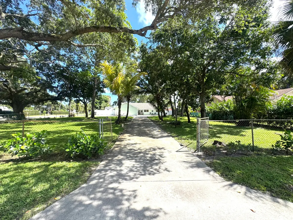 IMG_2959 at 2518 Ranch House Road, West Palm Beach