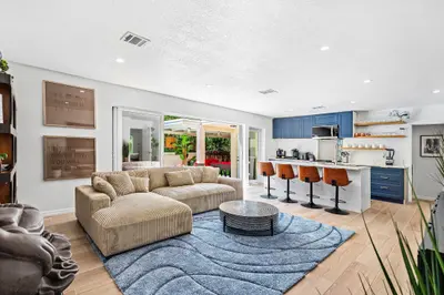 2041 NE 30th Street, Fort Lauderdale – Single Family Residence for sale