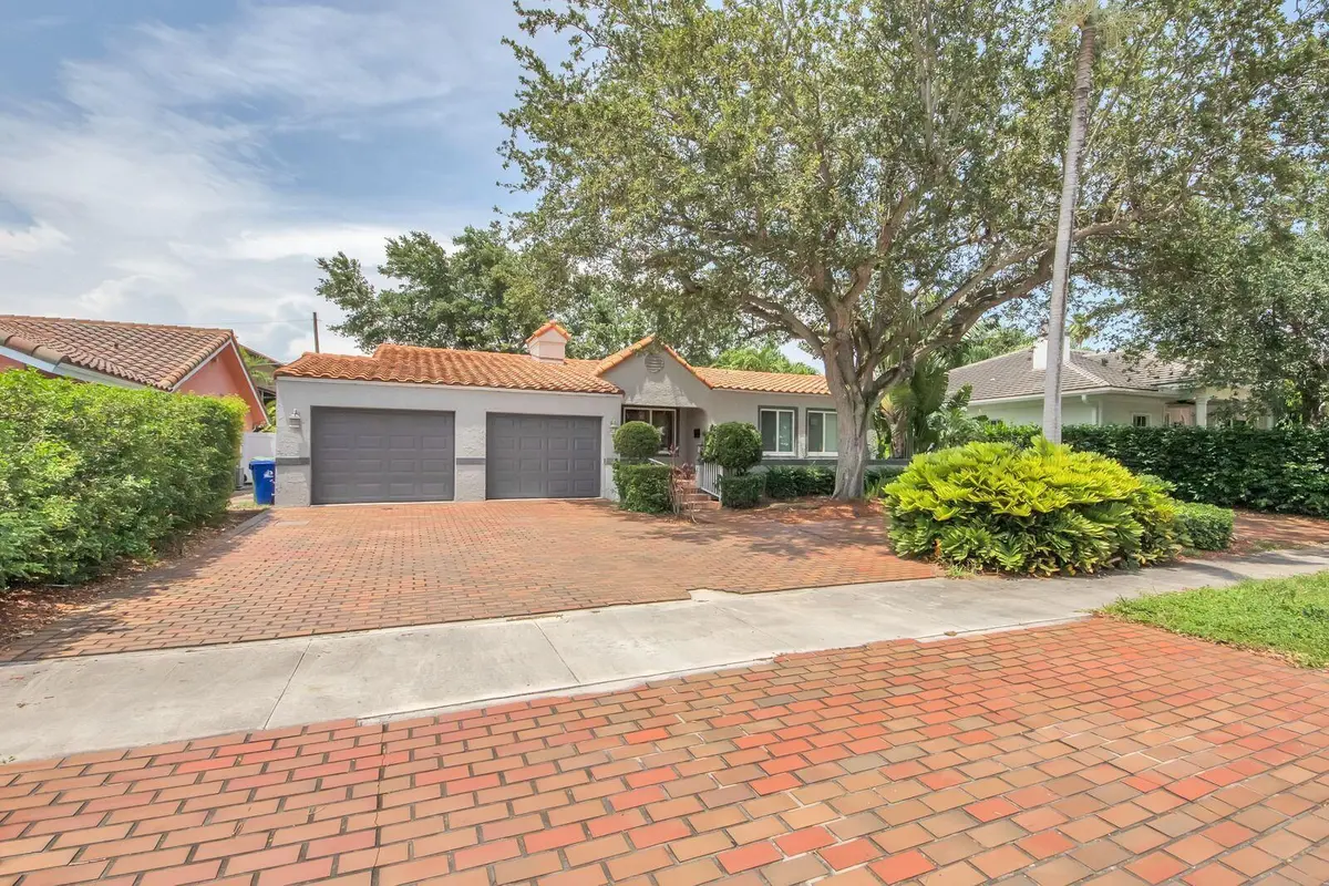 0dfff6ca-afc9-476a-993e-7d6fc0a1f3c9 at 805 SE 10TH Street, Fort Lauderdale
