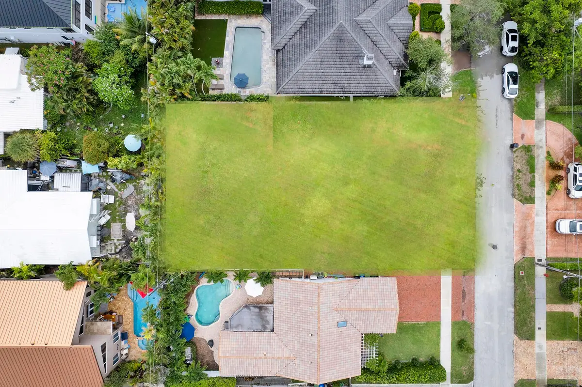 10 copy at 805 SE 10TH Street, Fort Lauderdale