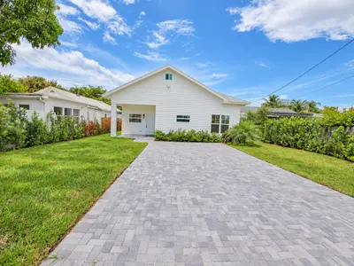 520 38TH Street, West Palm Beach – Single Family Residence for sale